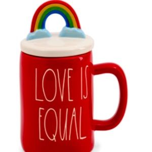 Rae Dunn coffee mug  with topper very good mug for lattes and Frappuccino